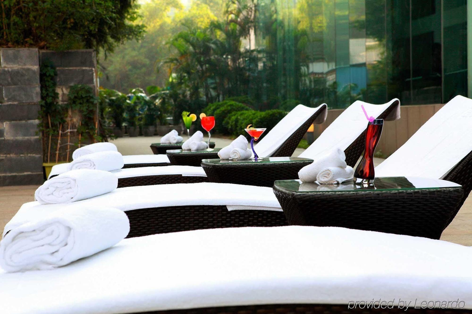 Novotel Bauhinia Shenzhen Exterior photo